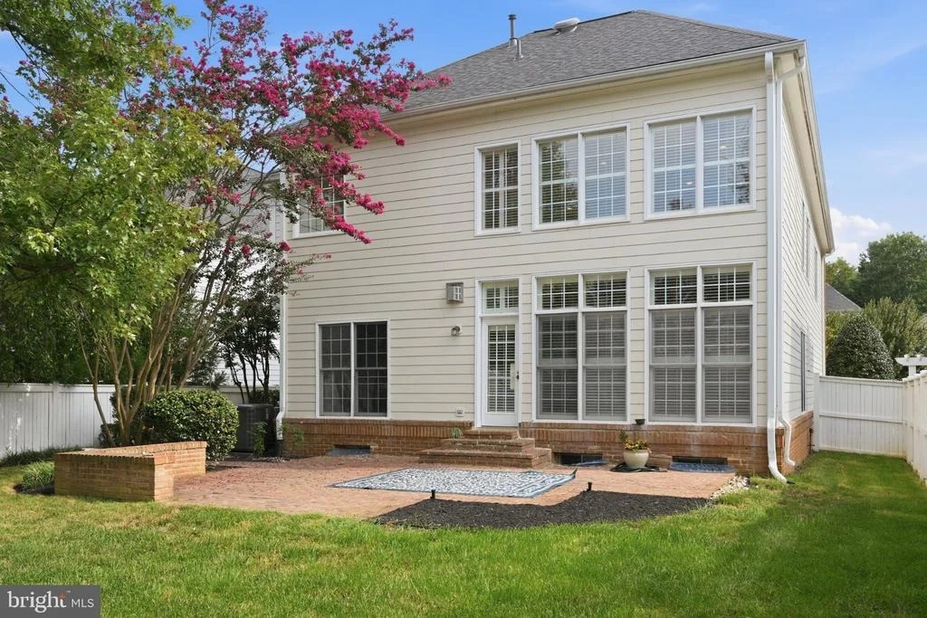 Photo of 729 CRISFIELD WAY