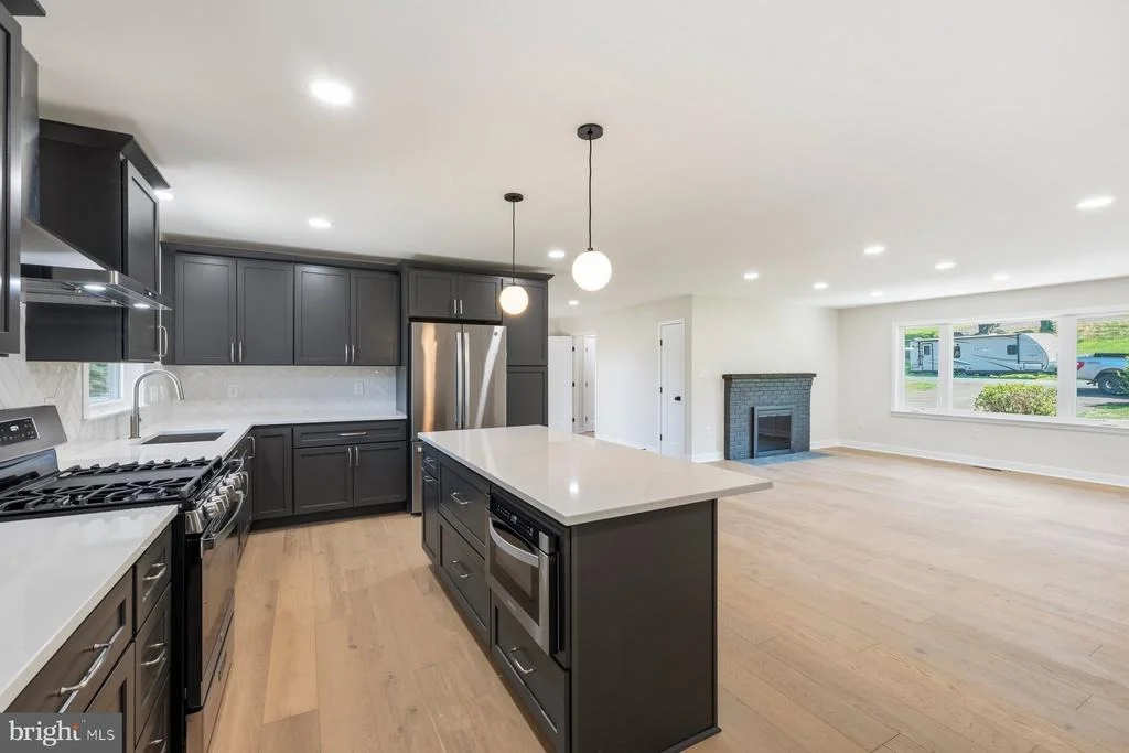 Photo of 13132 MANOR DRIVE