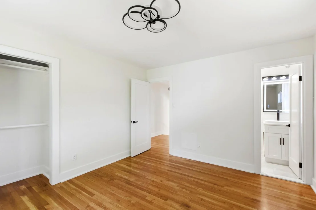 Photo of 7708 JANSEN DRIVE