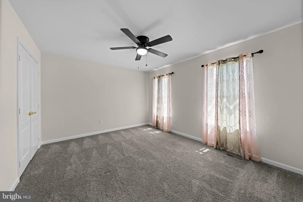Photo of 4132 LARSON LANE