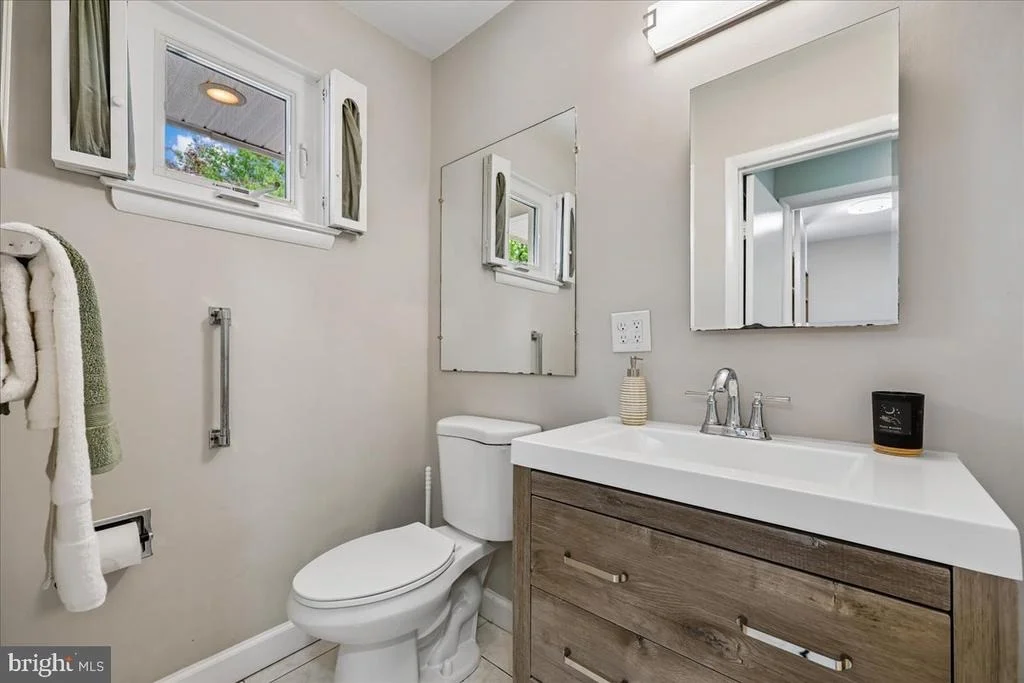 Photo of 11518 CHARLTON DRIVE
