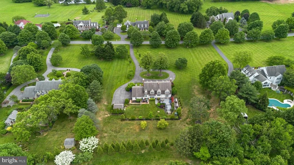 Photo of 21108 GOLF ESTATES DRIVE