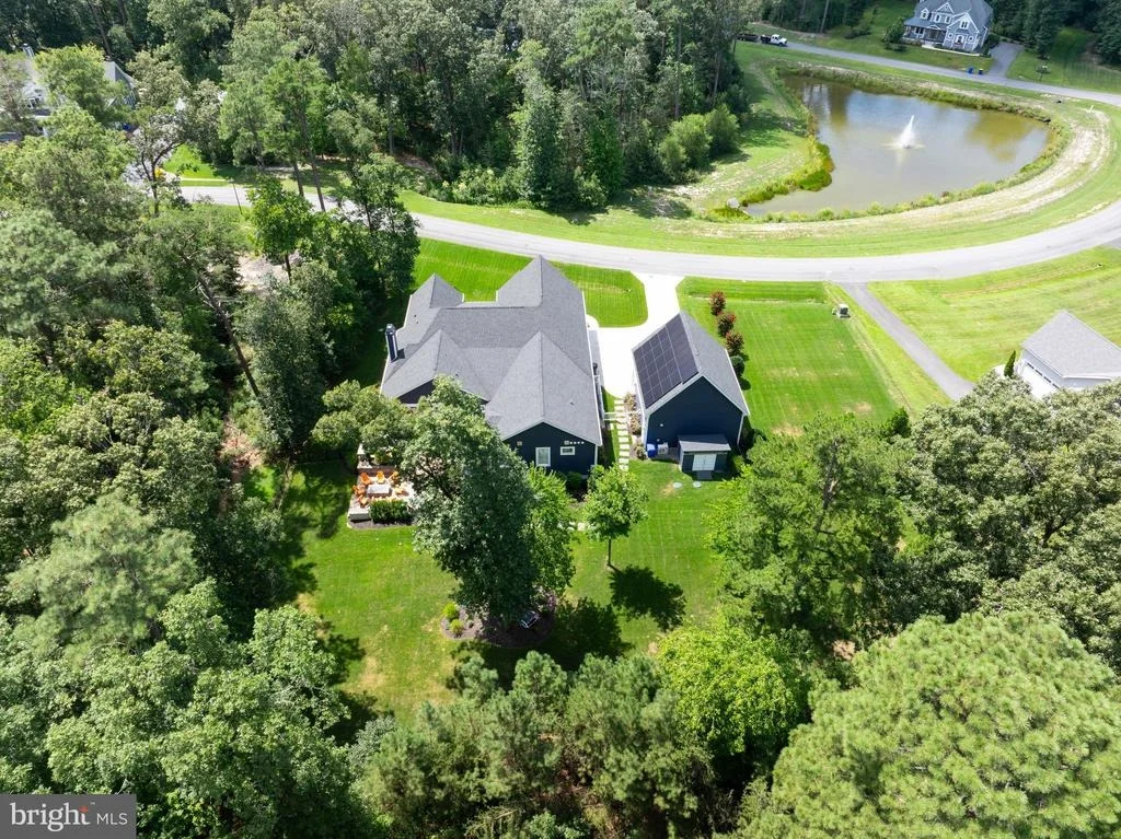 Photo of 19068 WINTERBERRY STREET