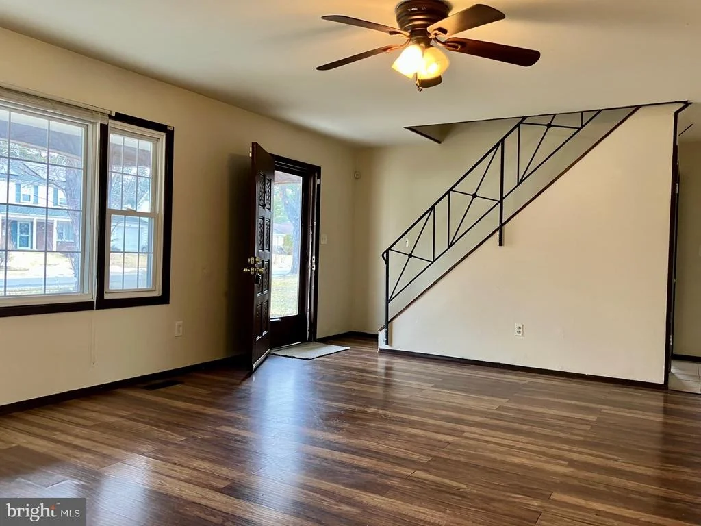 Photo of 38 HAMILTON LANE