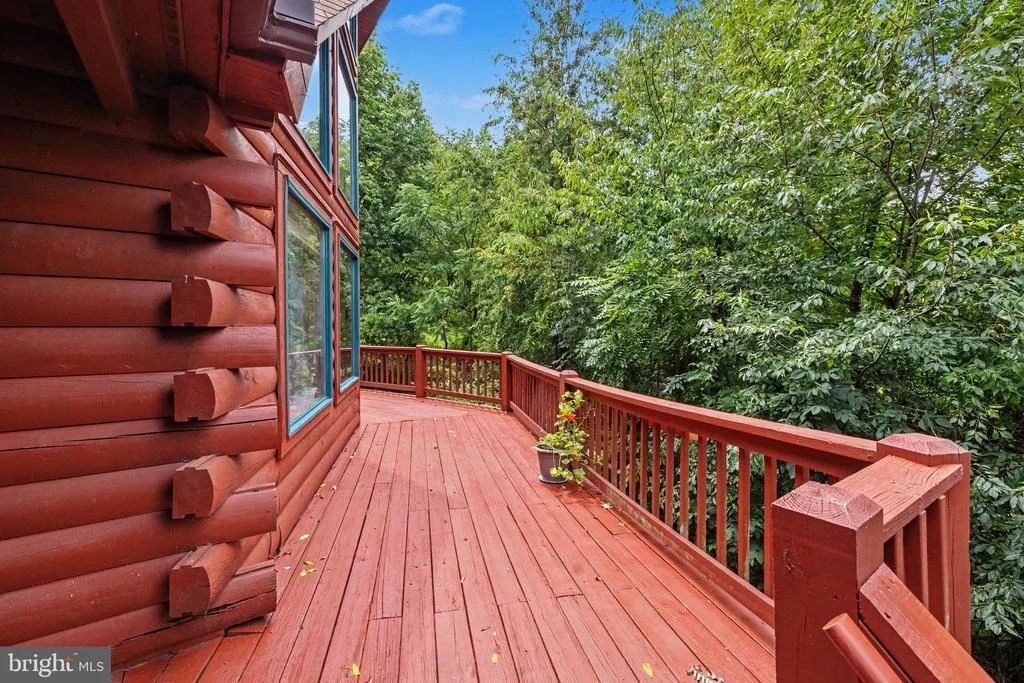 Photo of 186 HIGH KNOB ROAD