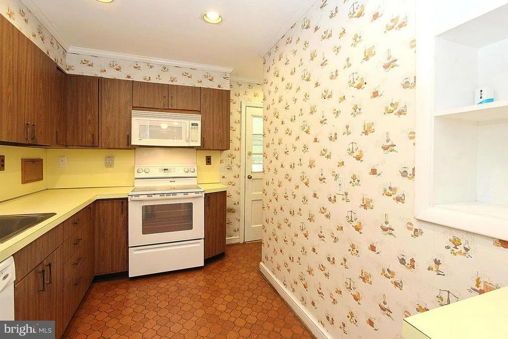 Photo of 202 SCHUYLER ROAD E