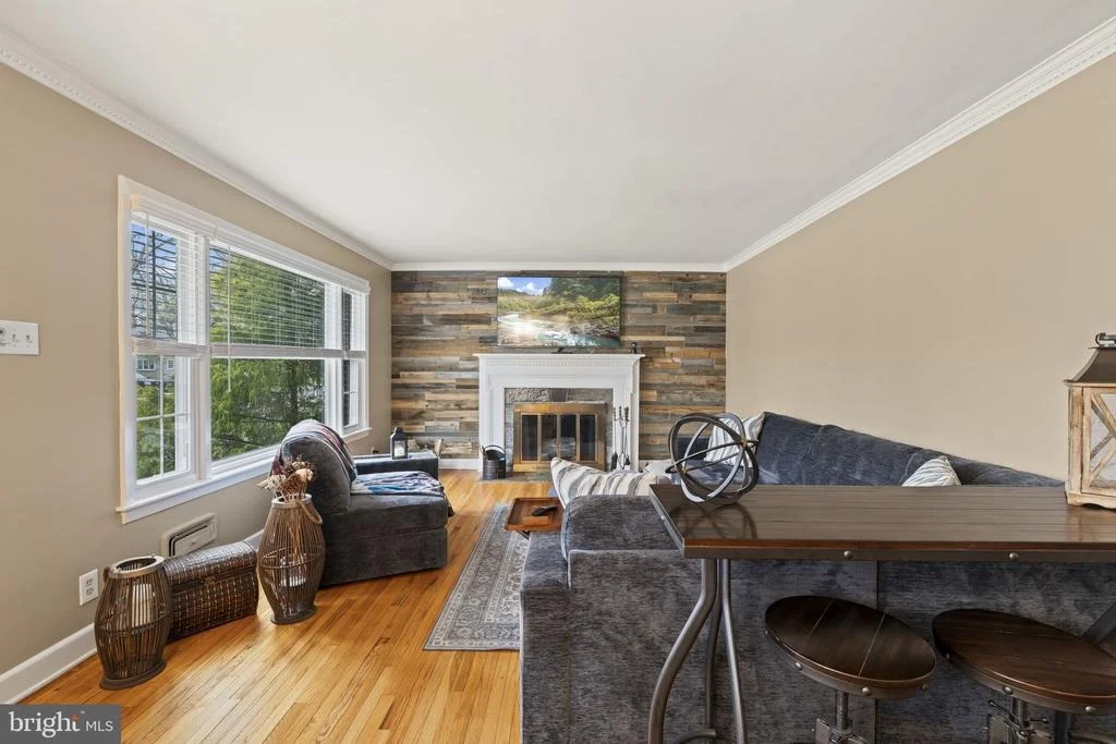 Photo of 709 GROVE STREET
