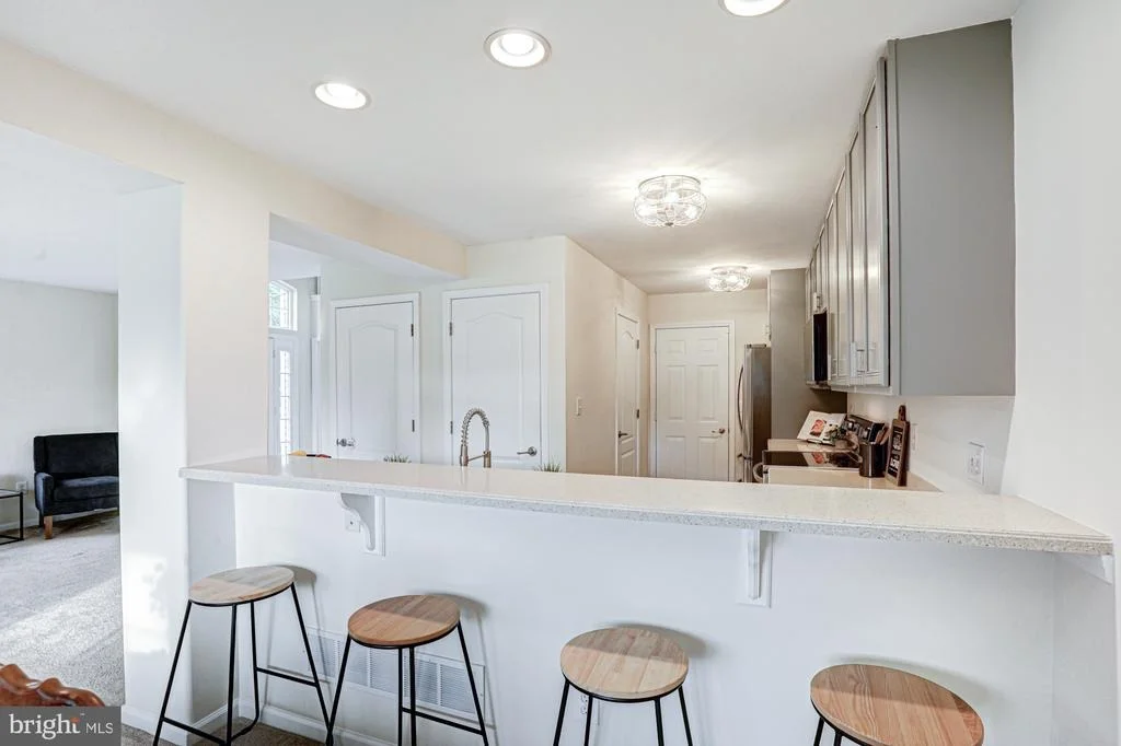 Photo of 259 AVONBRIDGE DRIVE