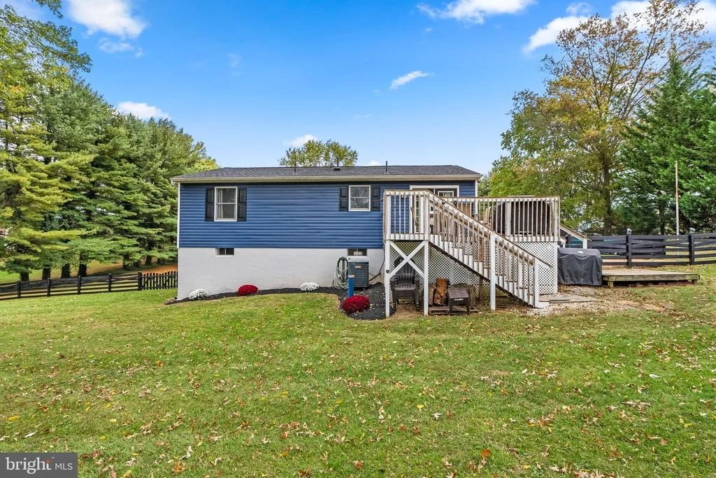 Photo of 7726 MCCLELLAN AVENUE