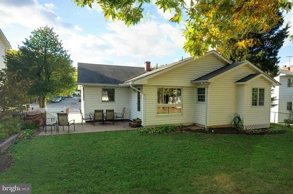 Photo of 417 BATHURST ROAD