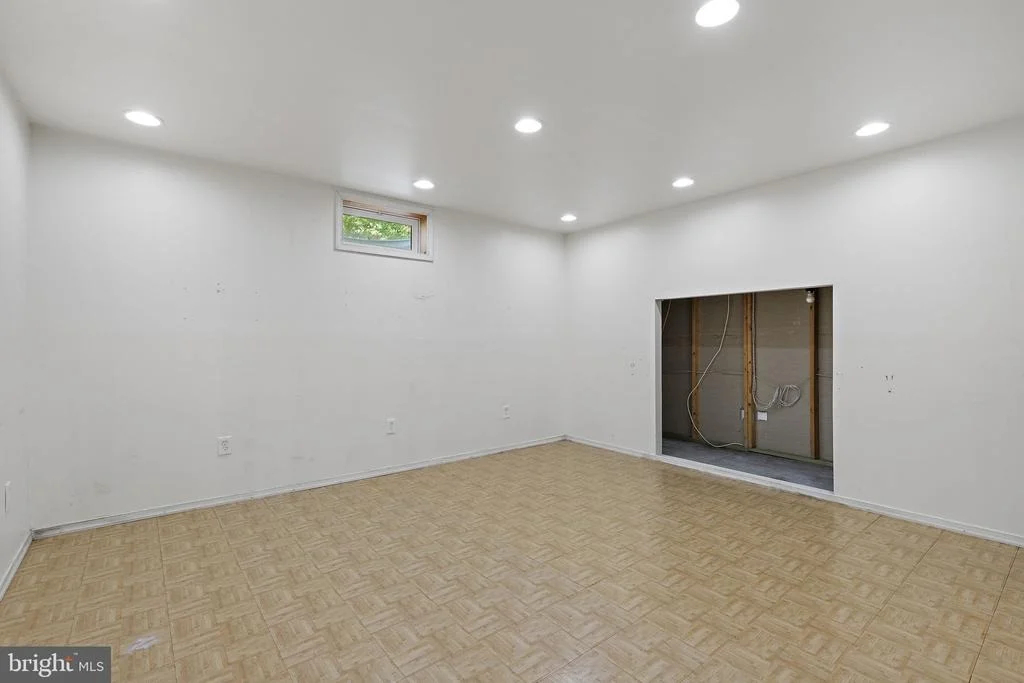 Photo of 6 POWELL PLACE