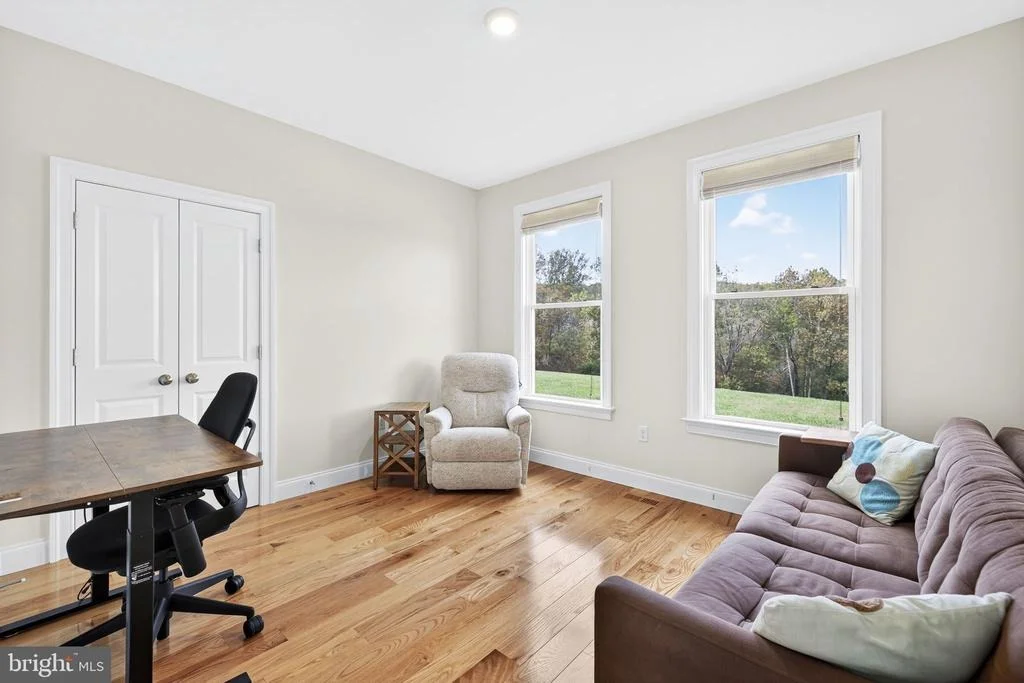 Photo of 4050 CARRINGTON