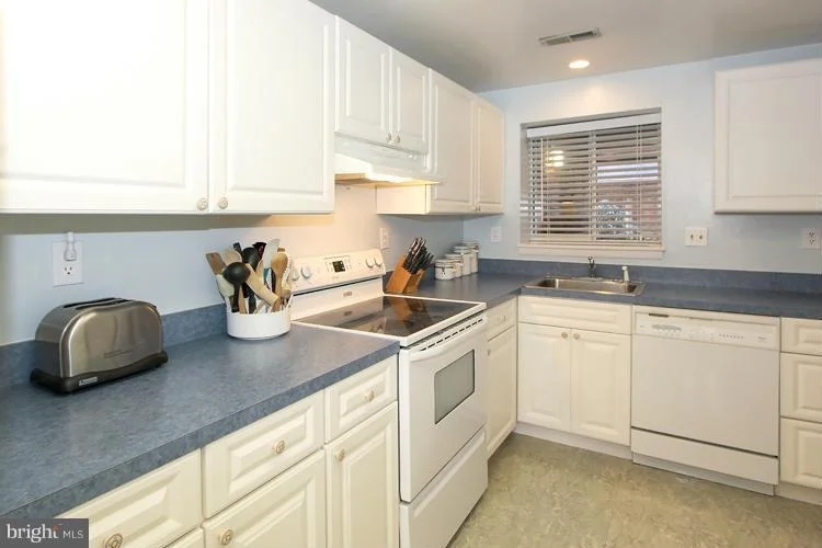 Photo of Unit 151F at 3500 FOREST EDGE DRIVE