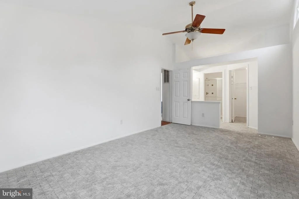 Photo of 1261 CAVENDISH DRIVE