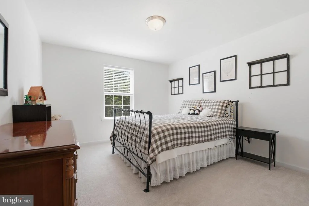 Photo of 43 HUNTMASTER DRIVE