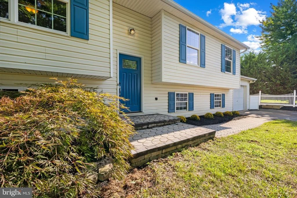 Photo of 2936 BACHMAN ROAD