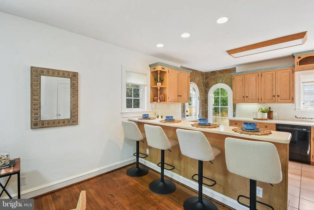 Photo of 105 SUMMERFIELD ROAD