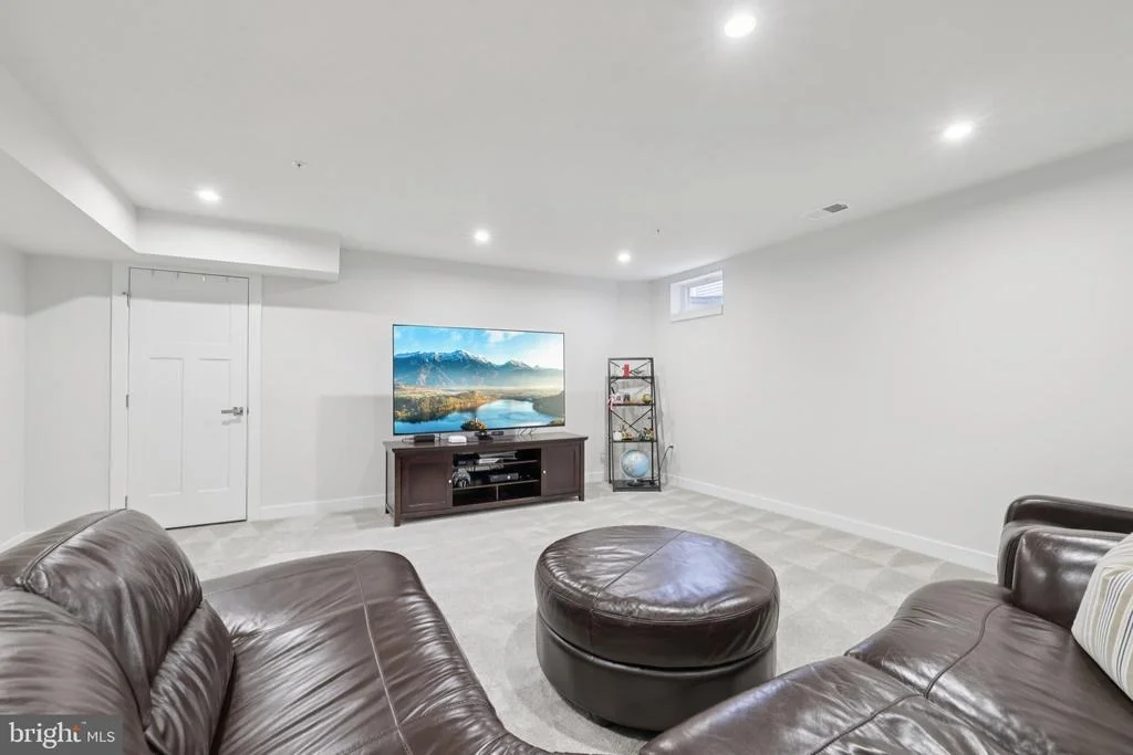 Photo of 6604 RIVER BIRCH ROAD