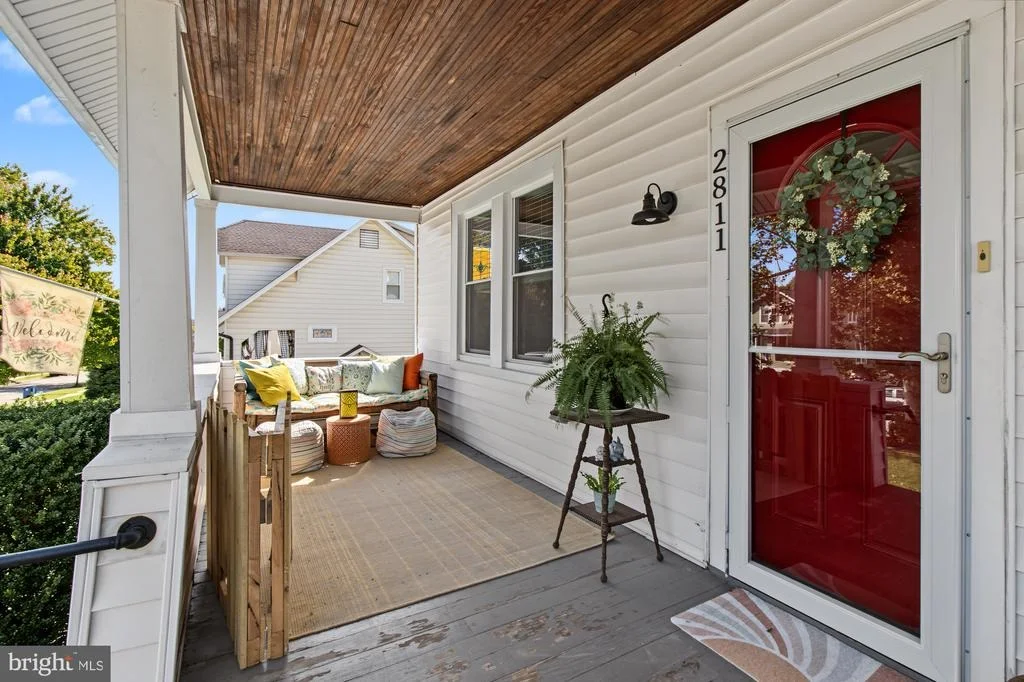 Photo of 2811 PINEWOOD AVENUE