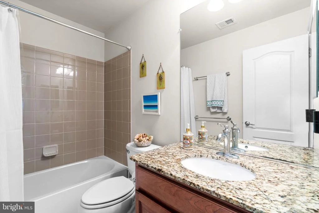 Photo of 18709 ASHBOURNE PLACE