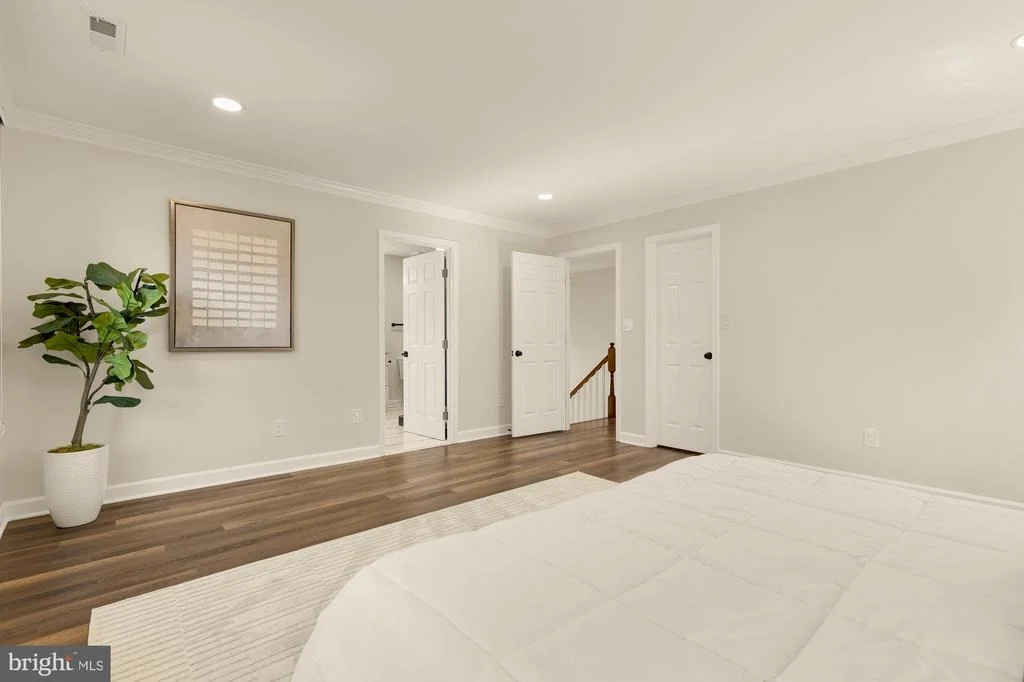 Photo of 1505 SPRING VALE AVENUE