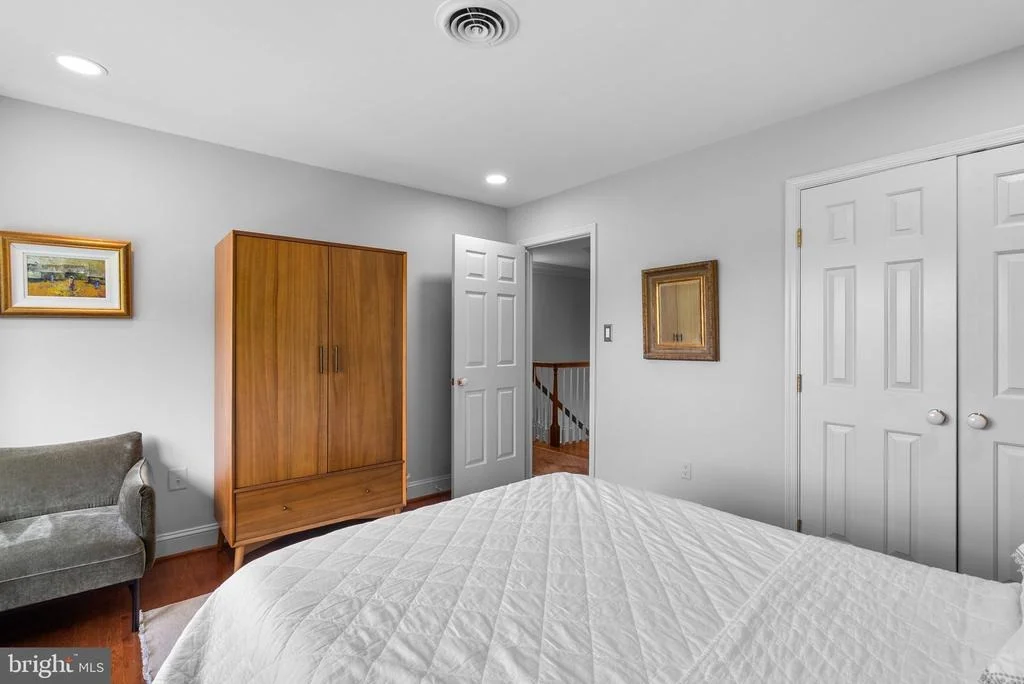 Photo of 21108 GOLF ESTATES DRIVE