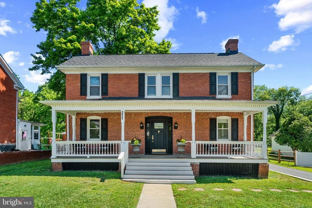 Photo of 6822 BUCKINGHAM LANE