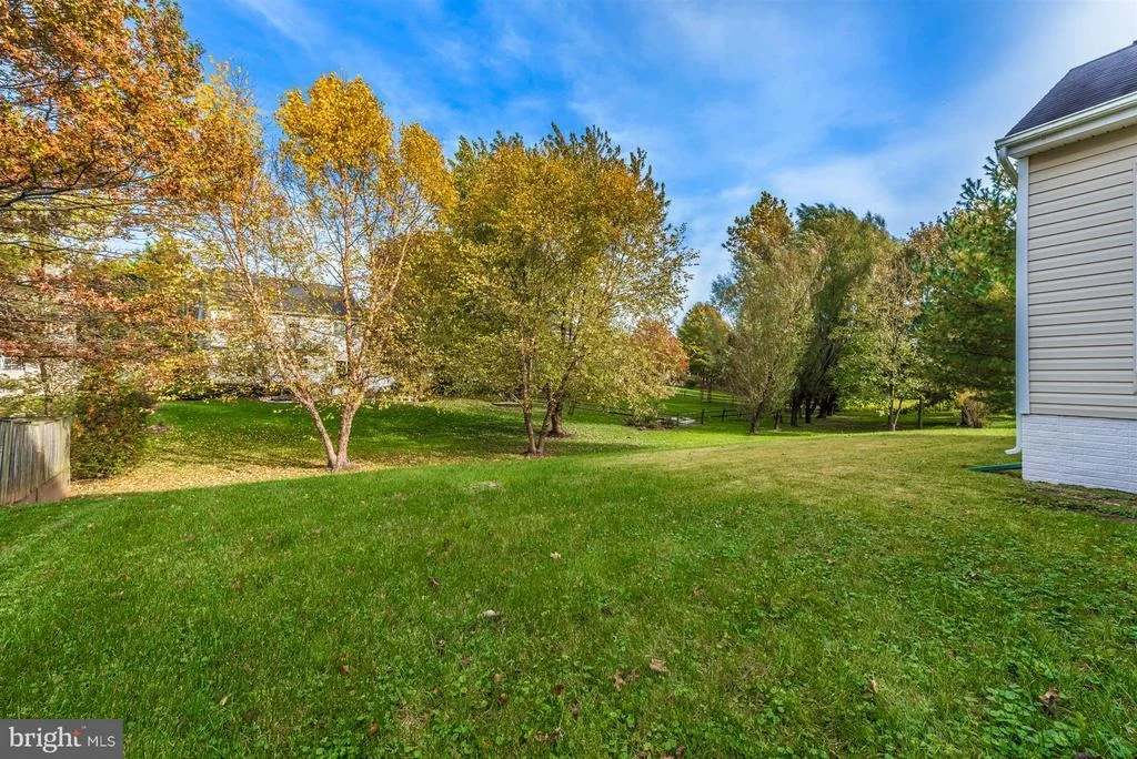 Photo of 606 BUSHYTAIL DRIVE