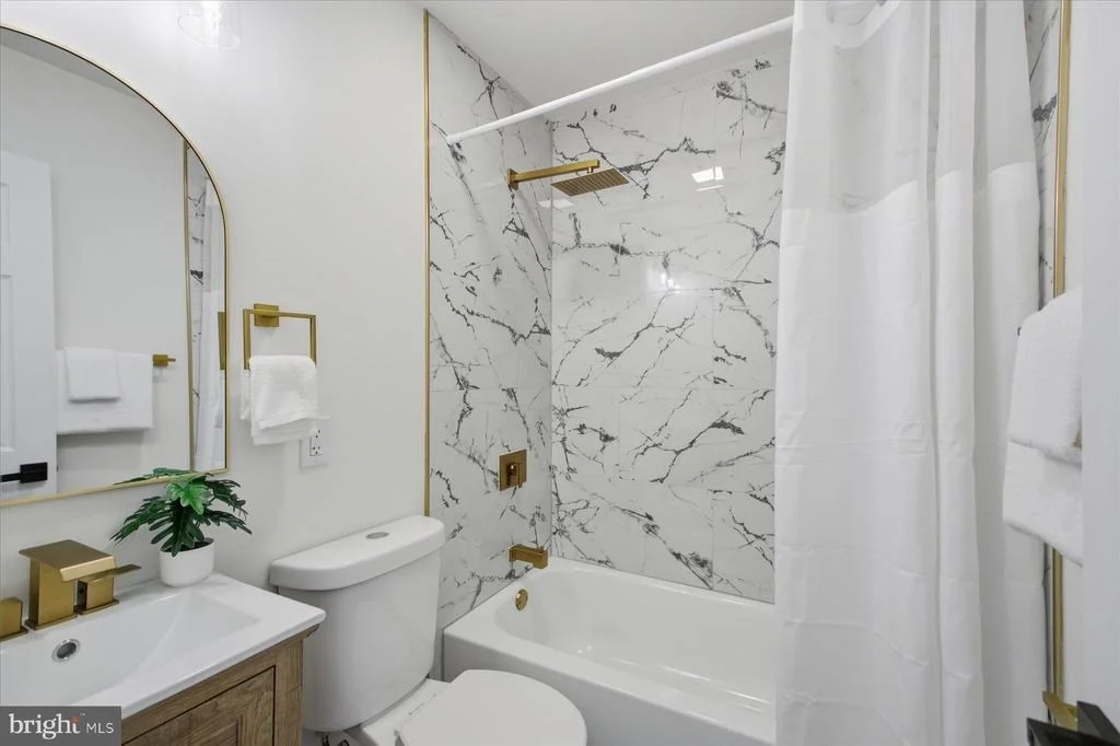 Photo of 9013 PINEHURST DRIVE