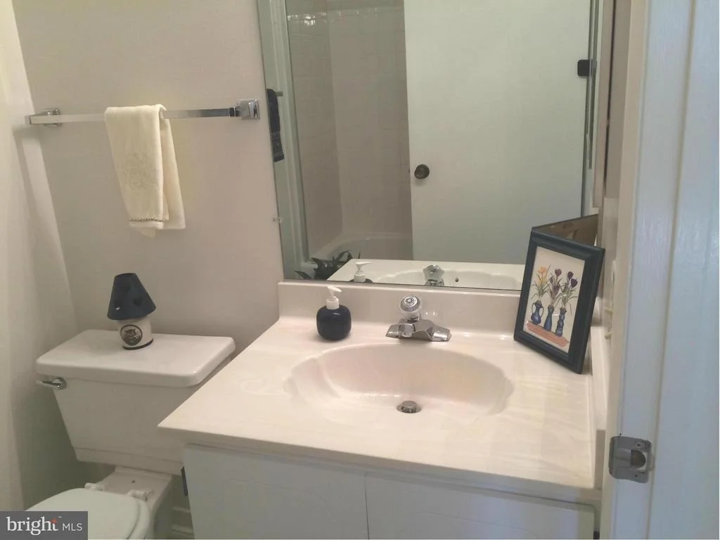 Photo of Unit 843E at 15310 PINE ORCHARD DRIVE