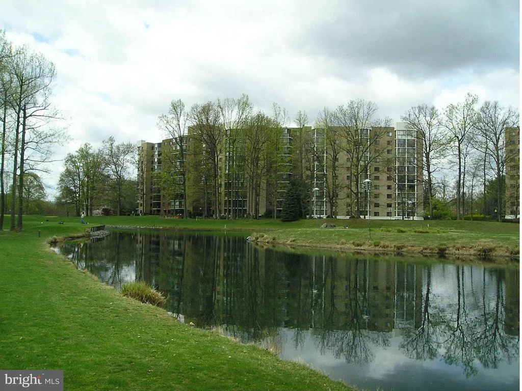 Photo of Unit 2106 at 15107 INTERLACHEN DRIVE