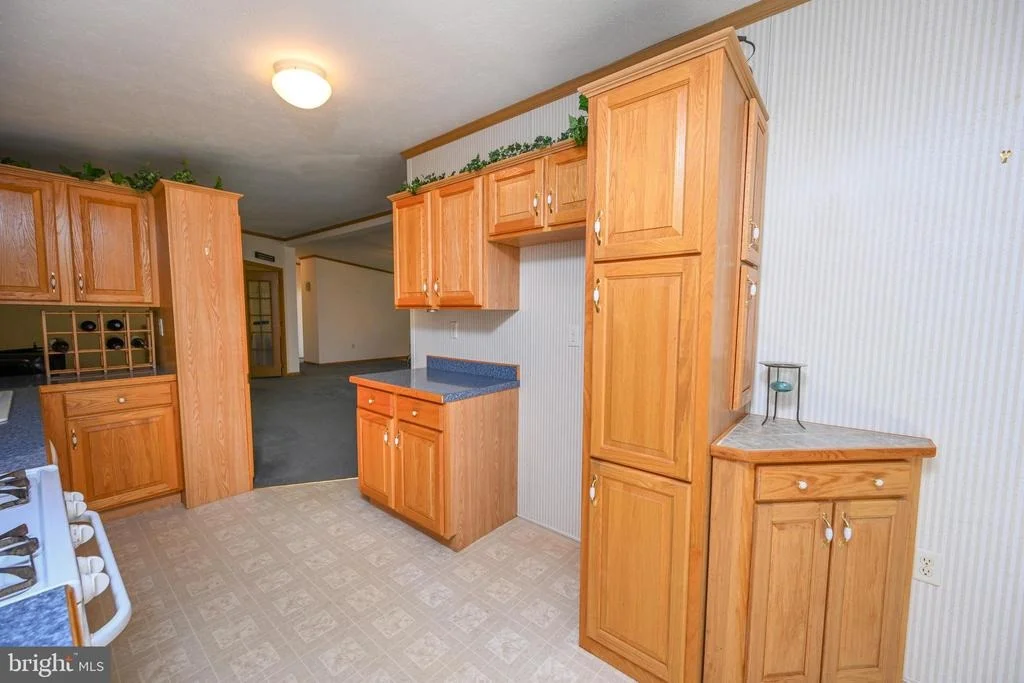 Photo of 332 HIGH POINT DRIVE
