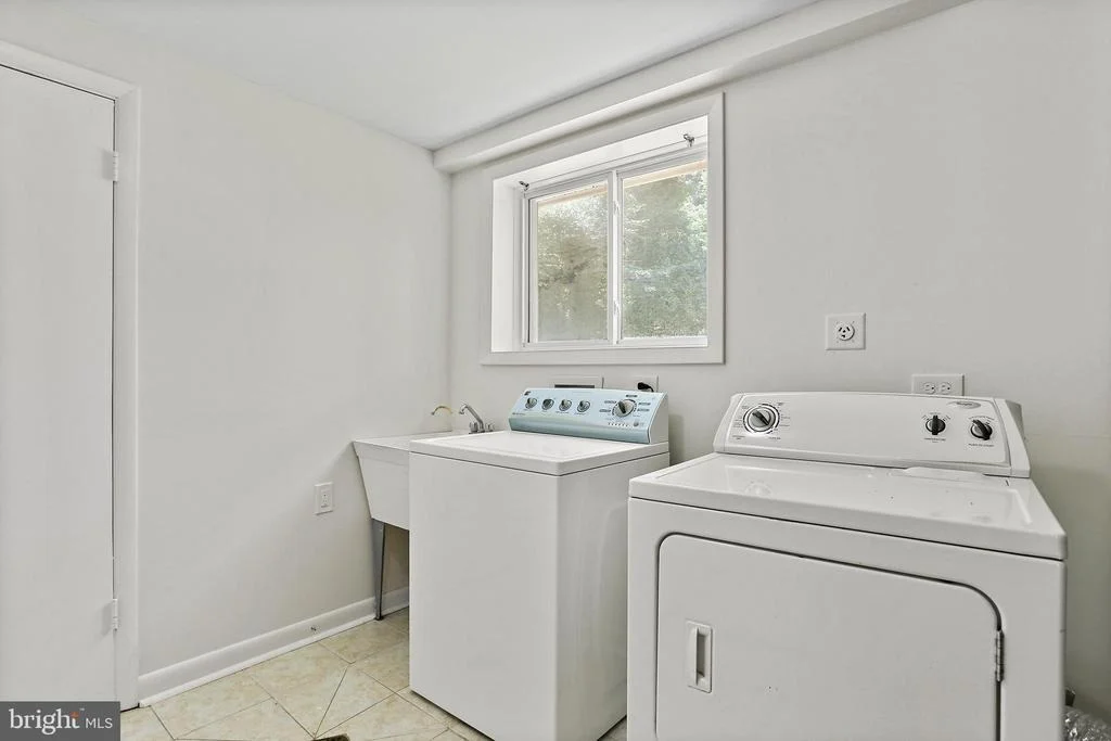 Photo of 13324 SHERWOOD FOREST DRIVE