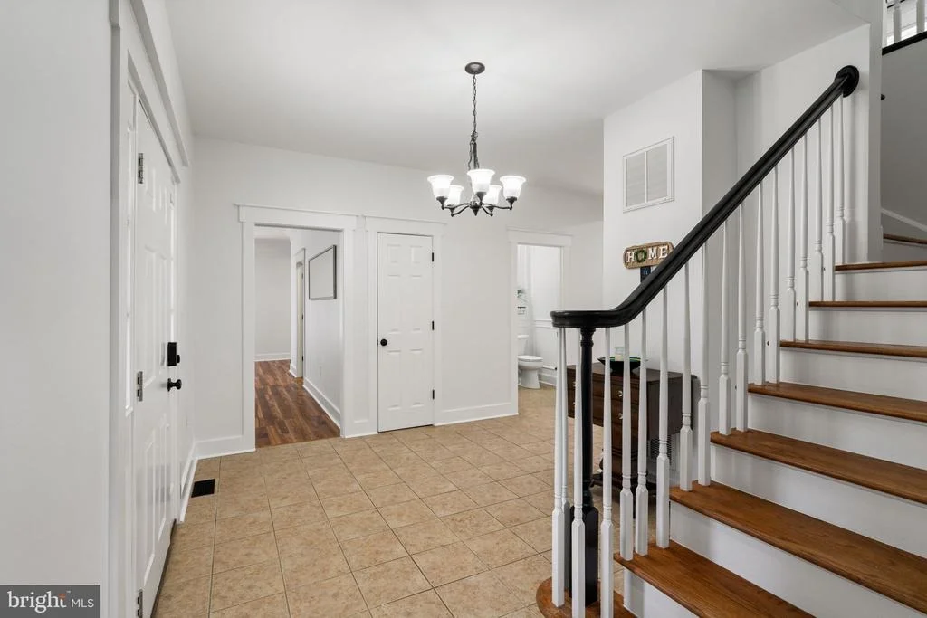 Photo of 208 MARKHAM FARM ROAD