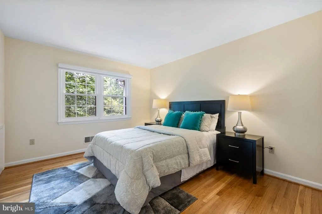 Photo of 7710 HUNTMASTER LANE