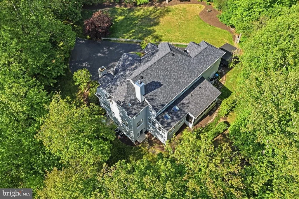 Photo of 1133 SPRINGVALE ROAD