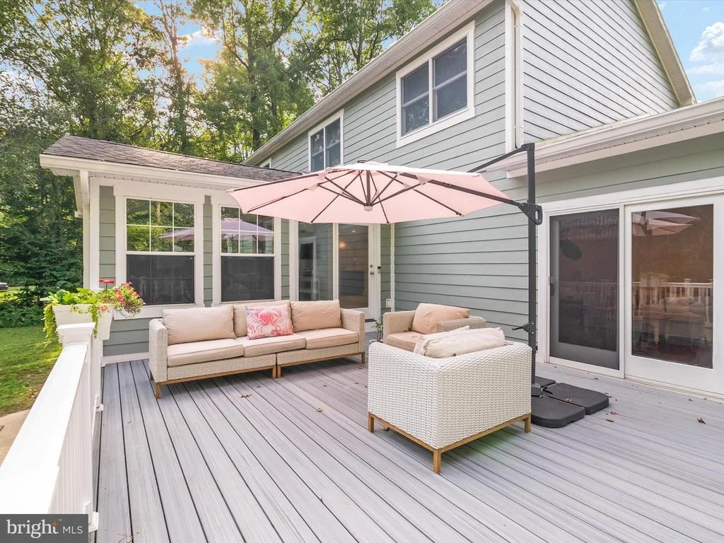 Photo of 6439 MEADOWLARK DRIVE
