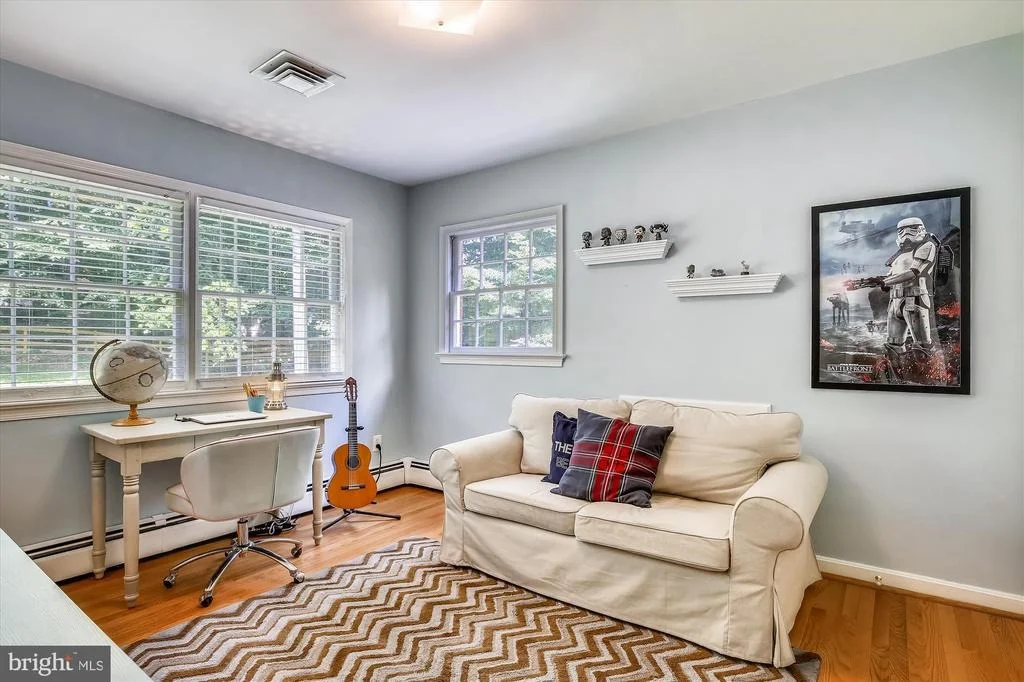 Photo of 1446 WOODACRE DRIVE
