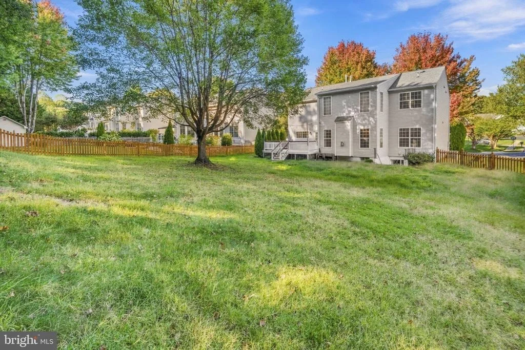 Photo of 5959 LYCEUM LANE