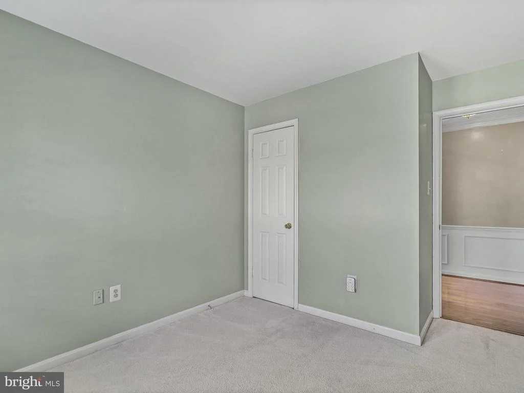 Photo of 114 CRYSTAL SPRING DRIVE