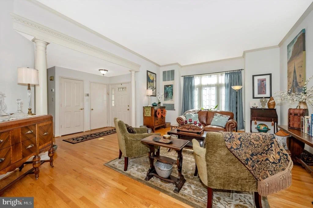 Photo of 841 DUNBROOKE COURT