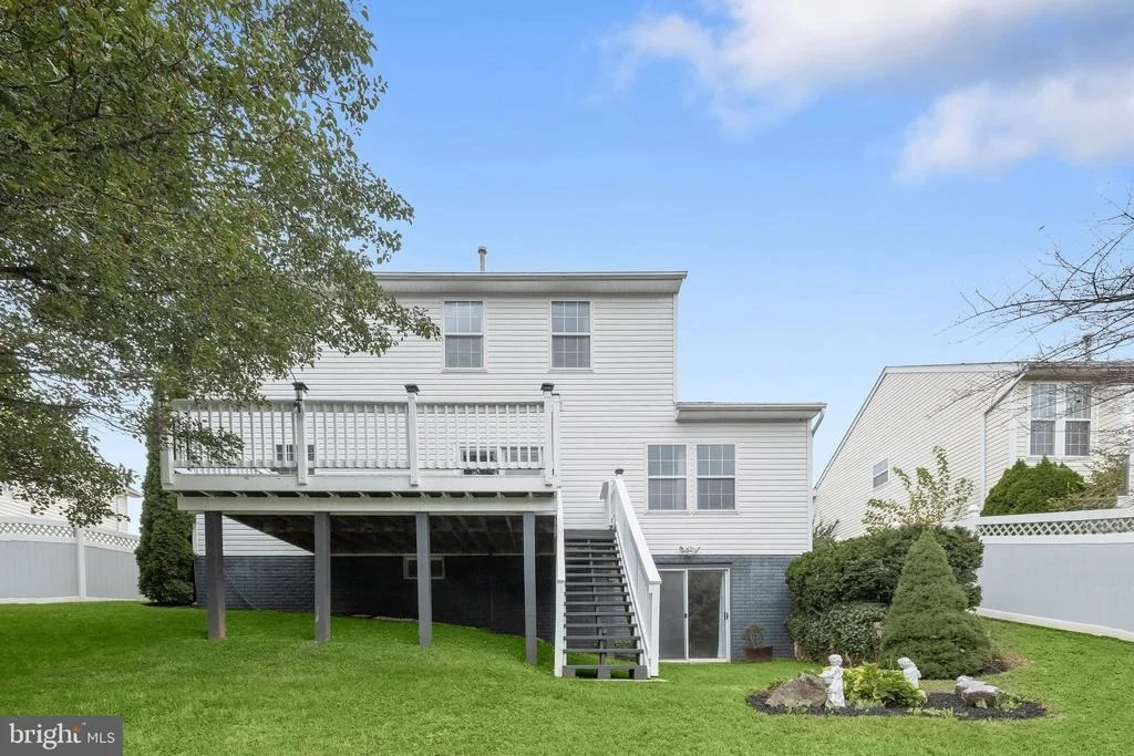 Photo of 236 LAKE COVENTRY DRIVE