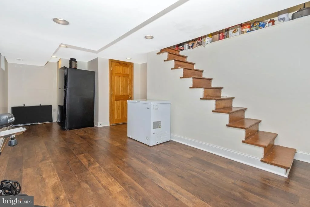 Photo of 120 PIPING ROCK DRIVE