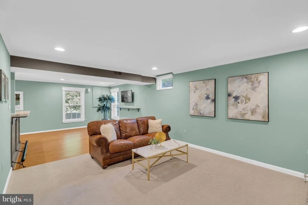 Photo of 8323 ARGENT CIRCLE