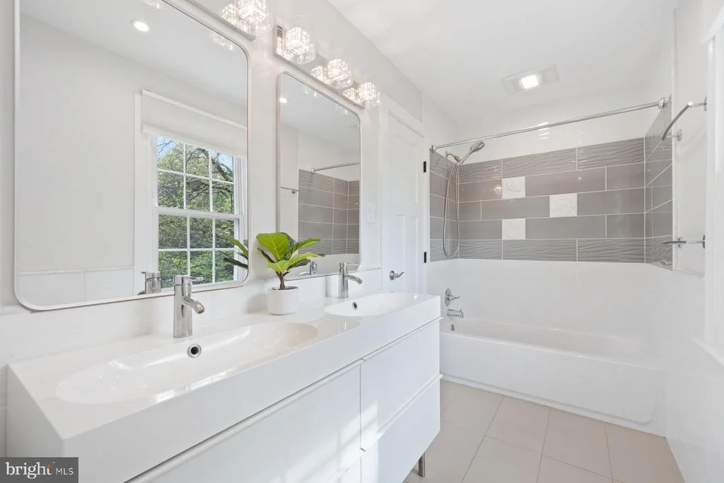 Photo of 13612 GLENHURST ROAD