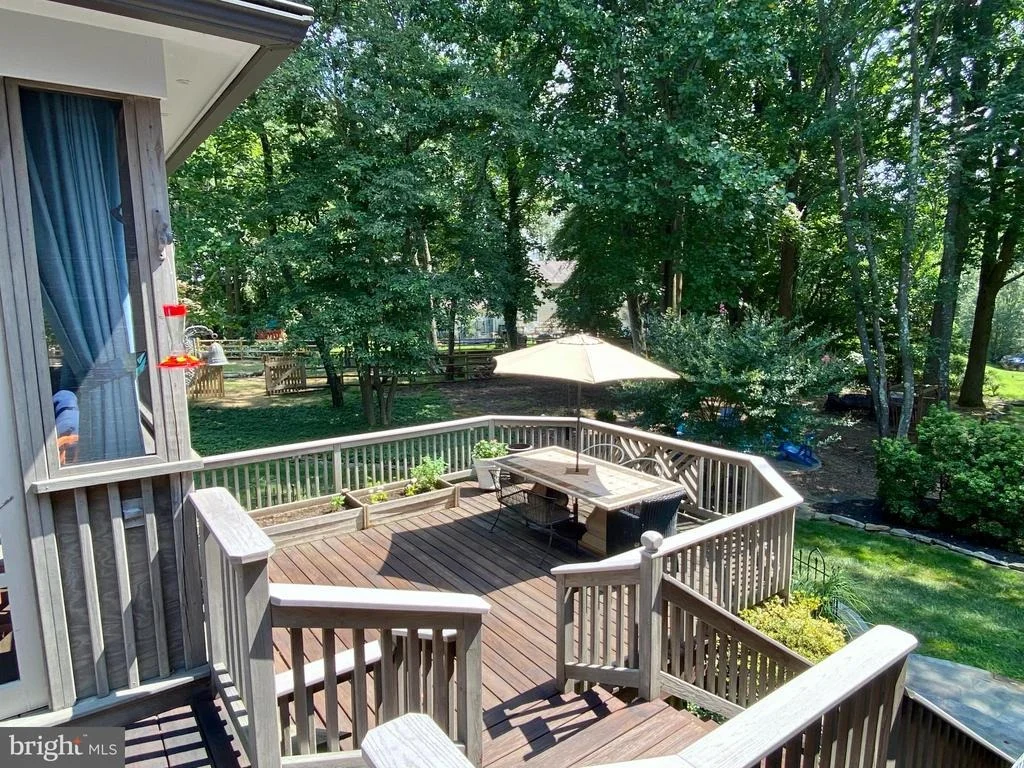 Photo of 17030 BARN RIDGE DRIVE