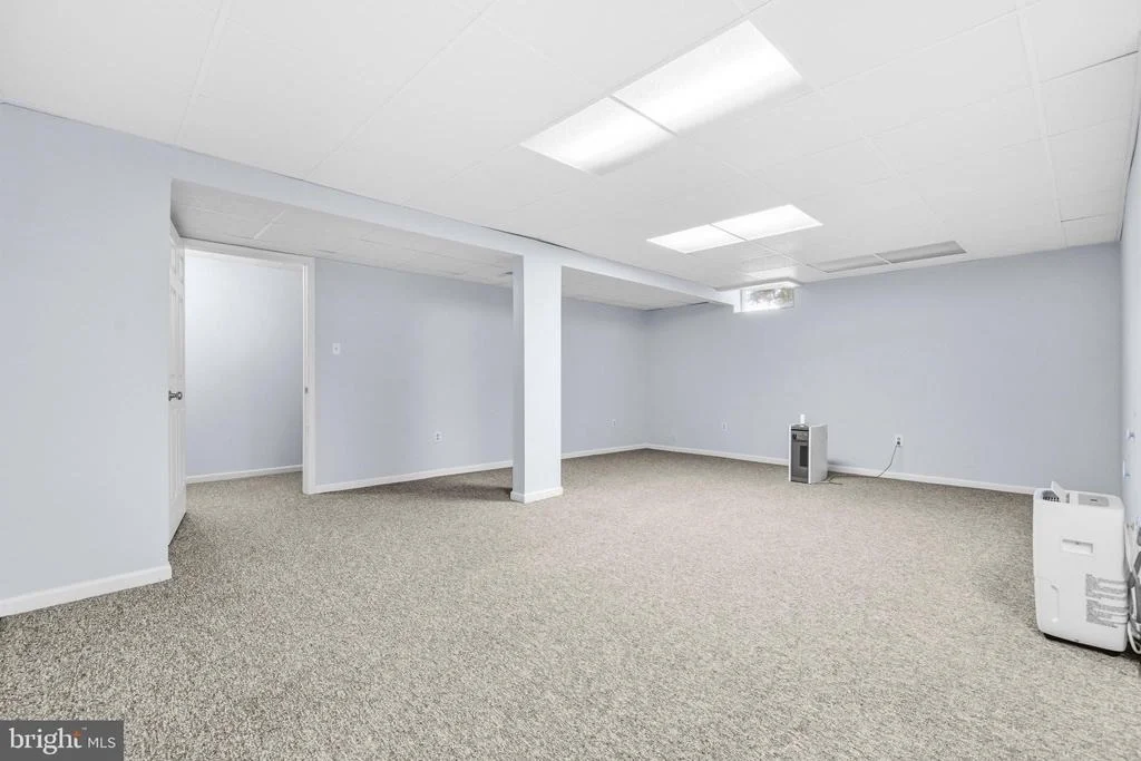 Photo of 704 COLLIER COURT