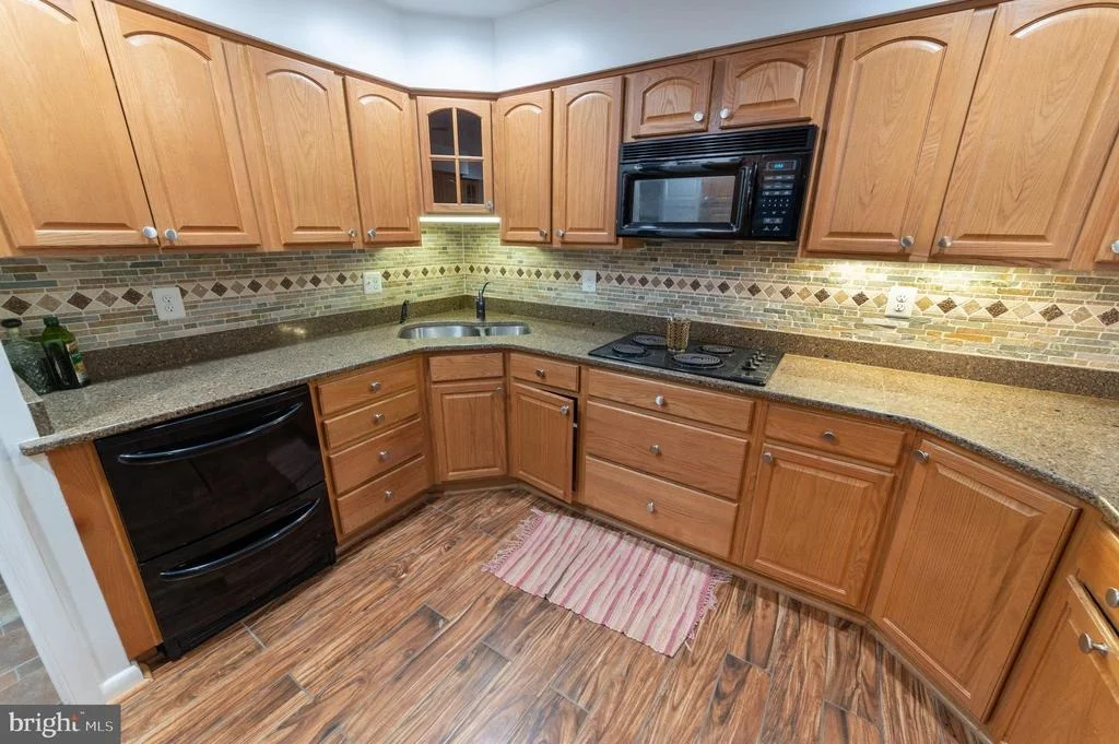 Photo of 2115 STERLING COURT