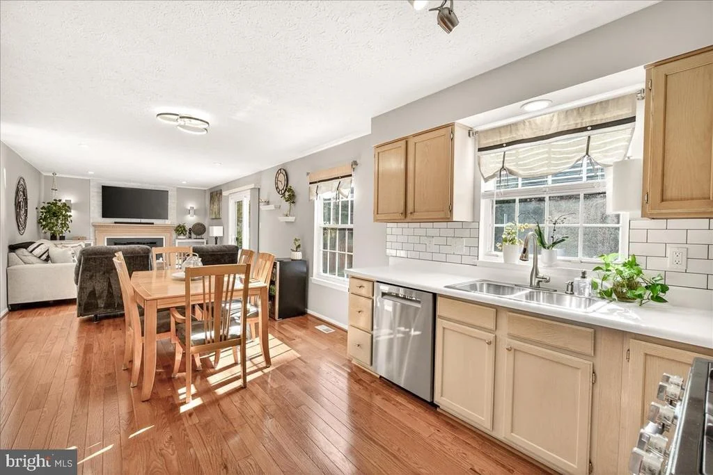 Photo of 701 ANGELWING LANE