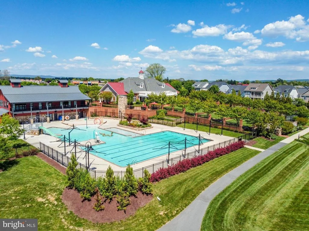 Photo of 1135 DARGON QUARRY LANE
